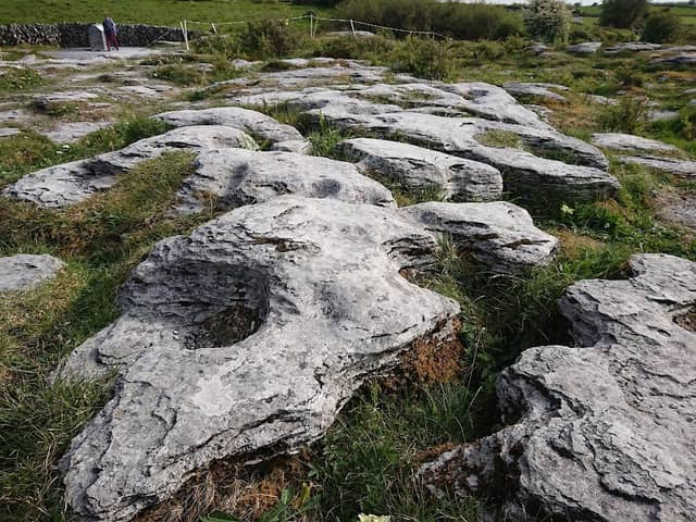Poulnabrone Dolmen - Image 2