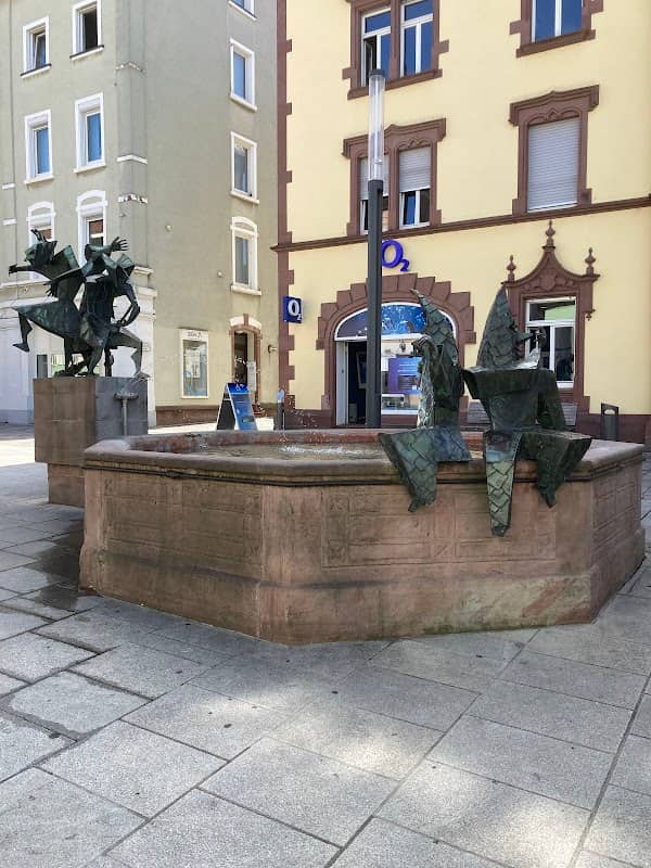 Narrenbrunnen am Lindenplatz - Image 2