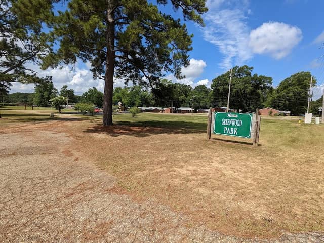 Greenwood Park - Image 1