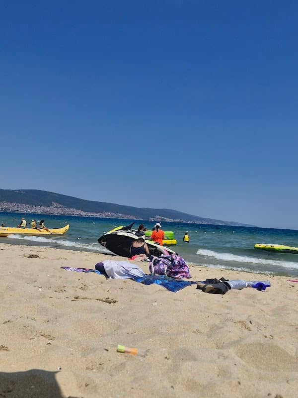 Jet Ski / Water Attractions / Parasailing - Image 1