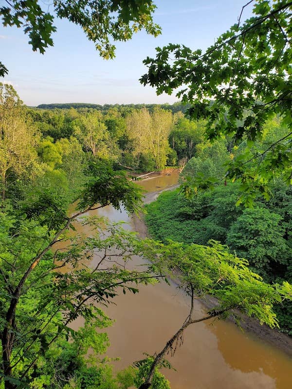 Vermilion River Trail Head - Image 1
