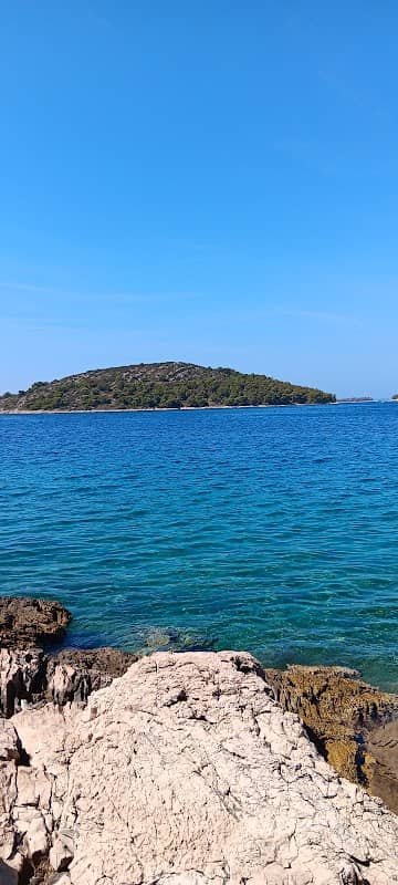 Krbela Vela beach - Image 2