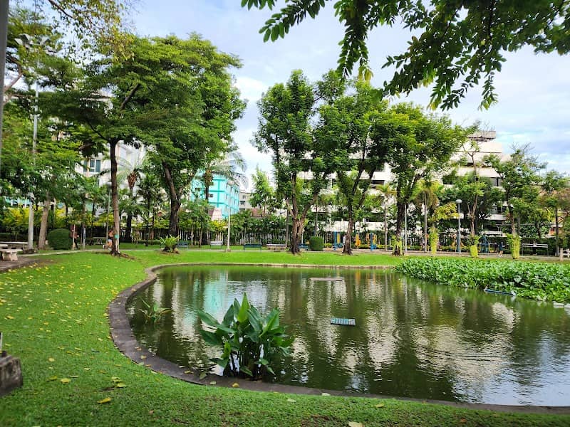 Santiphap Park - Image 1