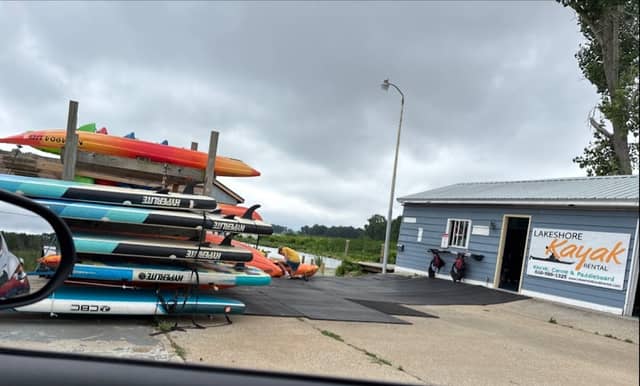 Lakeshore Kayak Rental - Image 1