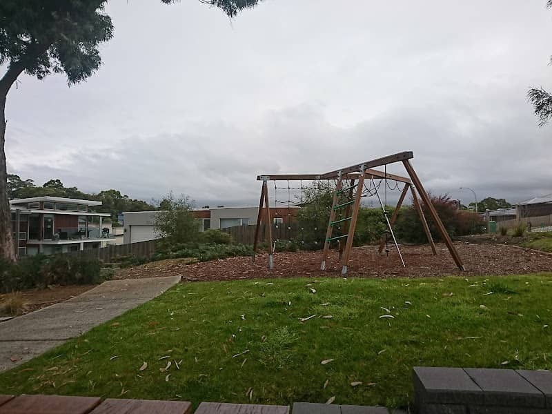 Burwood Park - Image 2