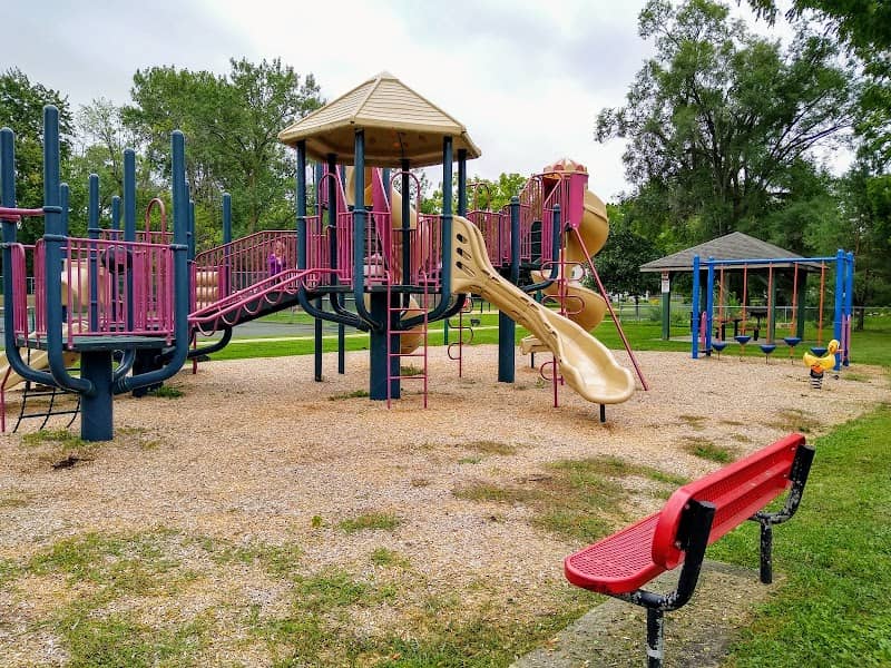 Barry Street Park - Image 1
