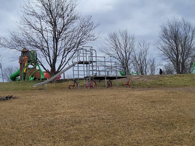 Little River Lookout Community Playground - Image 2