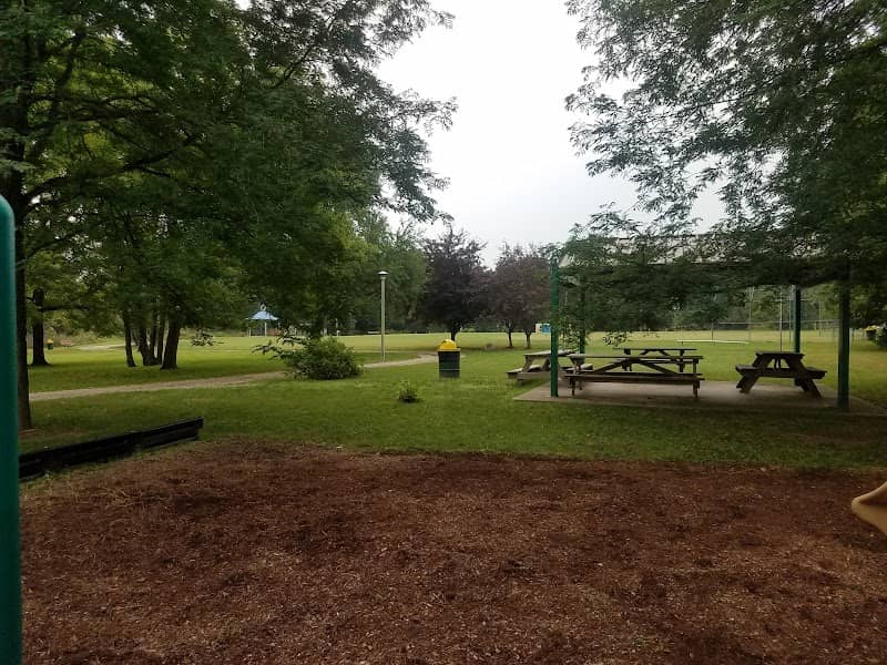 Oakwood Hills Park - Image 1