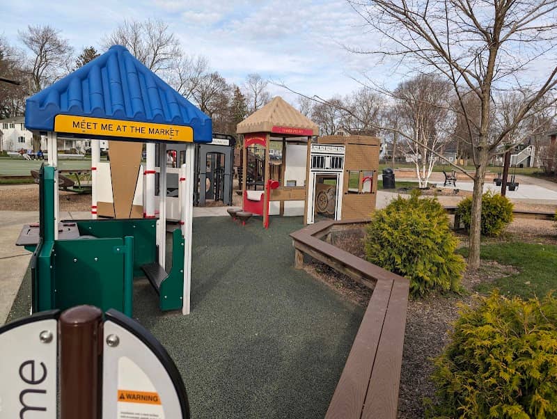 Hamburg Community Playground - Image 1