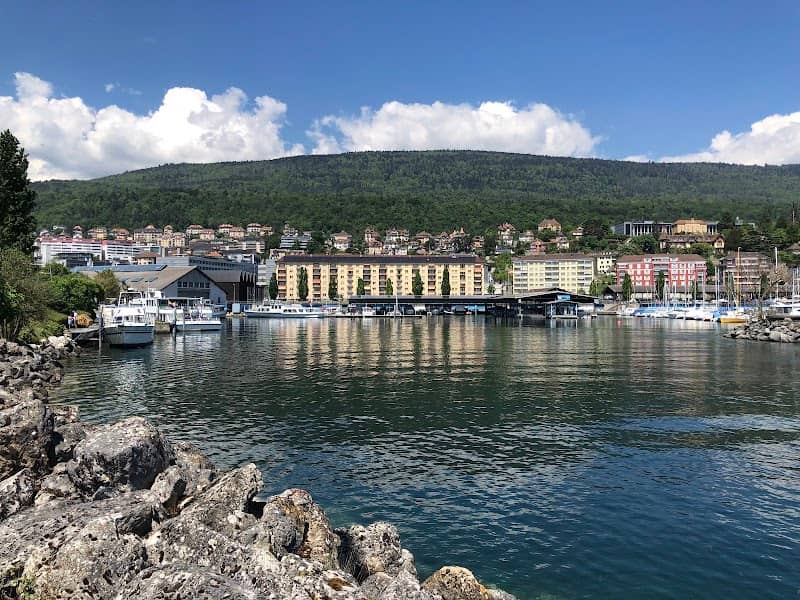 Neuchâtel Lakeside View - Image 1