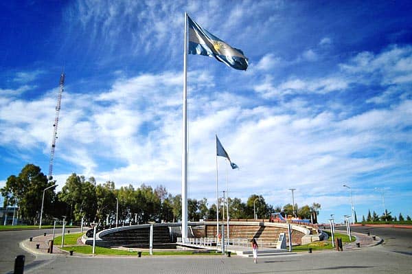 Plaza de las Banderas - Image 1