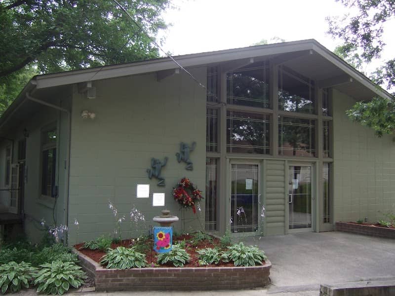 Shady Oaks Camp for People With Disabilities - Image 2