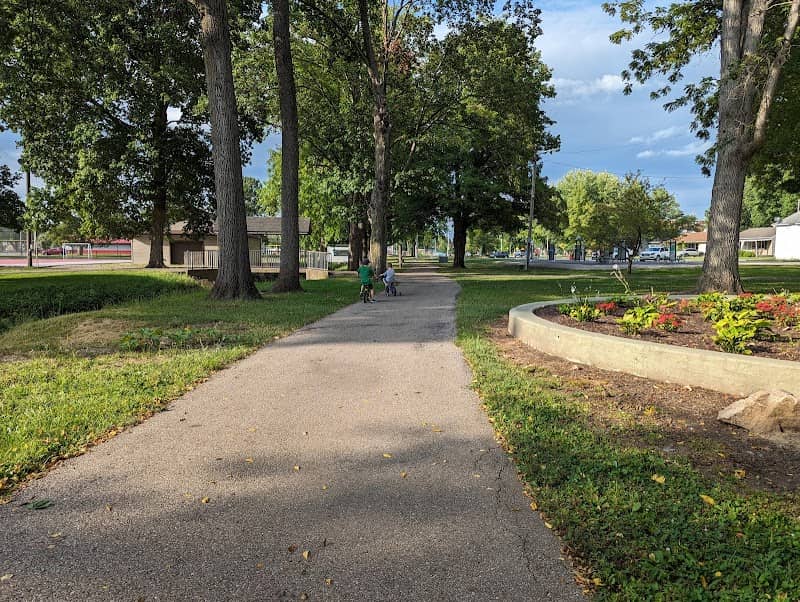 Veterans Memorial Park South - Image 1