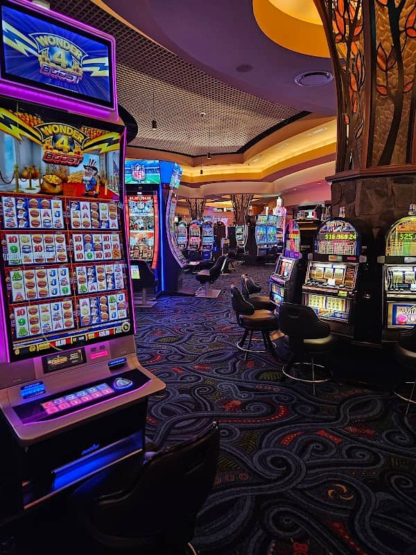 Cherokee Hotel & Casino West Siloam Springs - Image 1