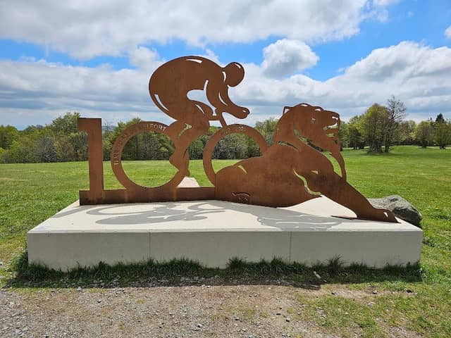 Monument en hommage aux démineurs - Image 2