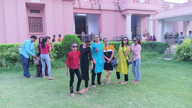 Mandir Park 1 - Image 2