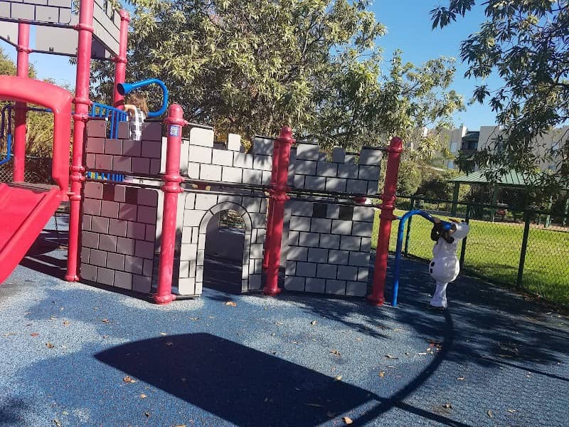 Discovery Park - Image 1