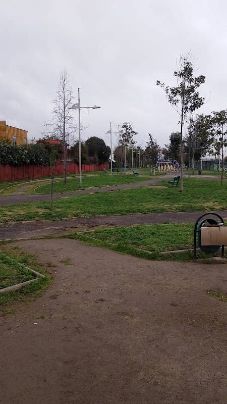 Plaza los castaños - Image 1
