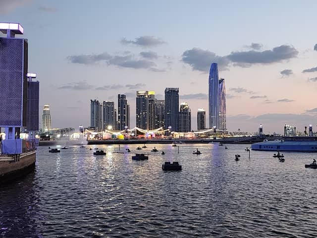 Water front - Image 2