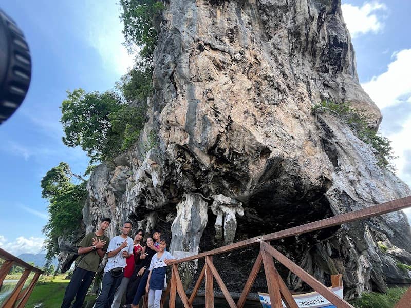 Samnaksong Khao Thanan Fossil - Image 1