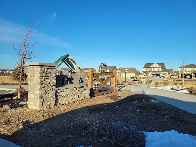 Vista Park - Image 1