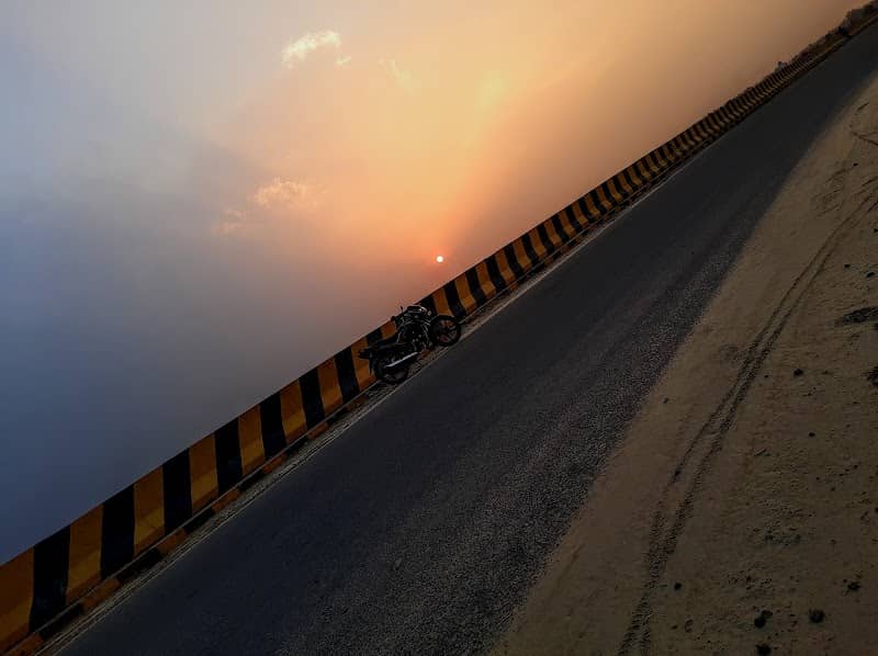 Chaki pull view Point - Image 2