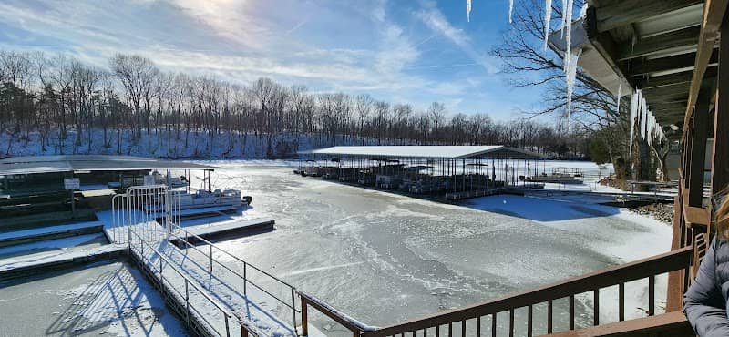 Guist creek lake - Image 1
