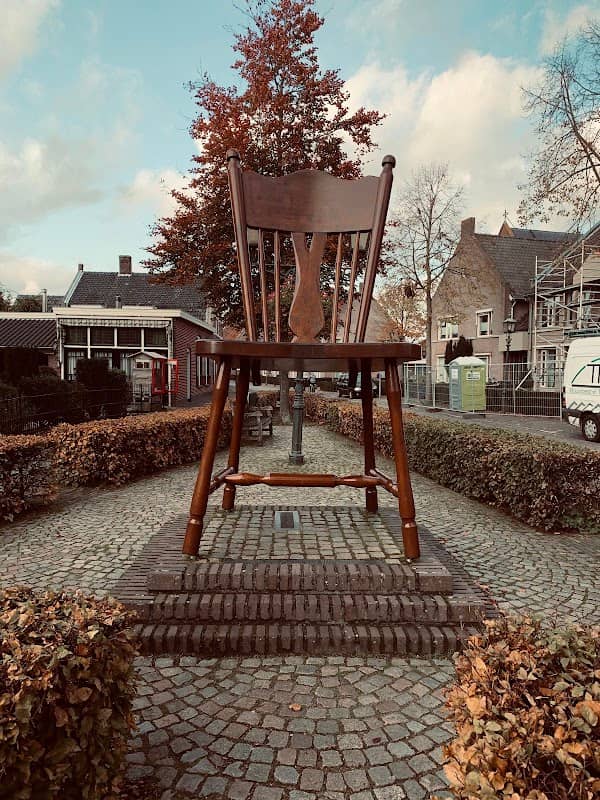 The Big Chair - Image 1