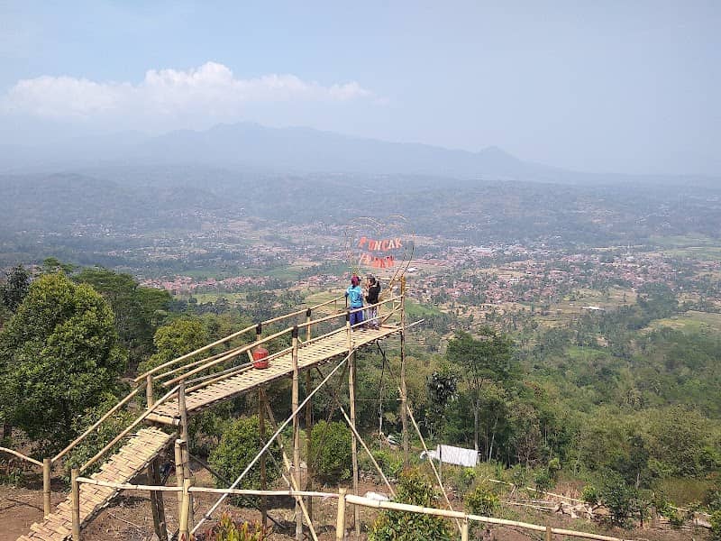 Puncak Indah Malangbong - Image 1