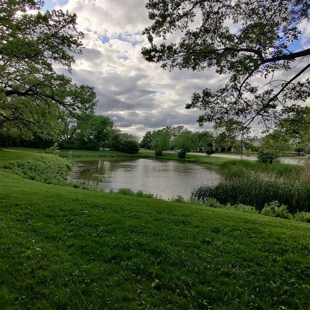 Oak Grove - Image 1