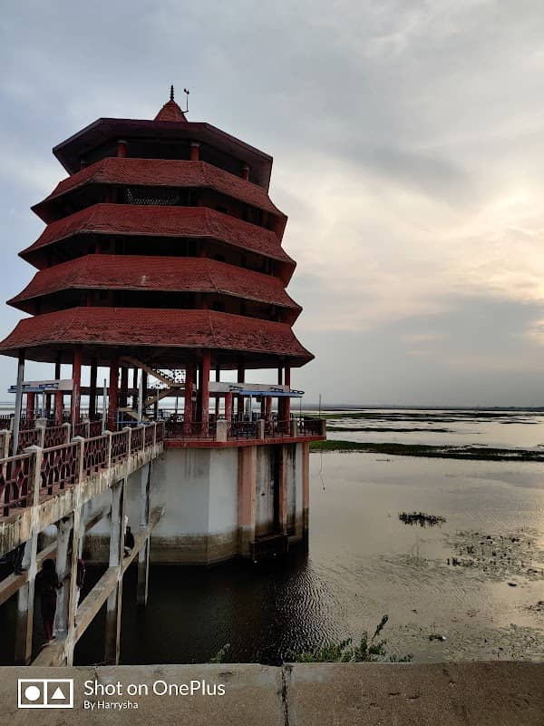 Chembarambakkam Lake View Point Walkway - Image 1