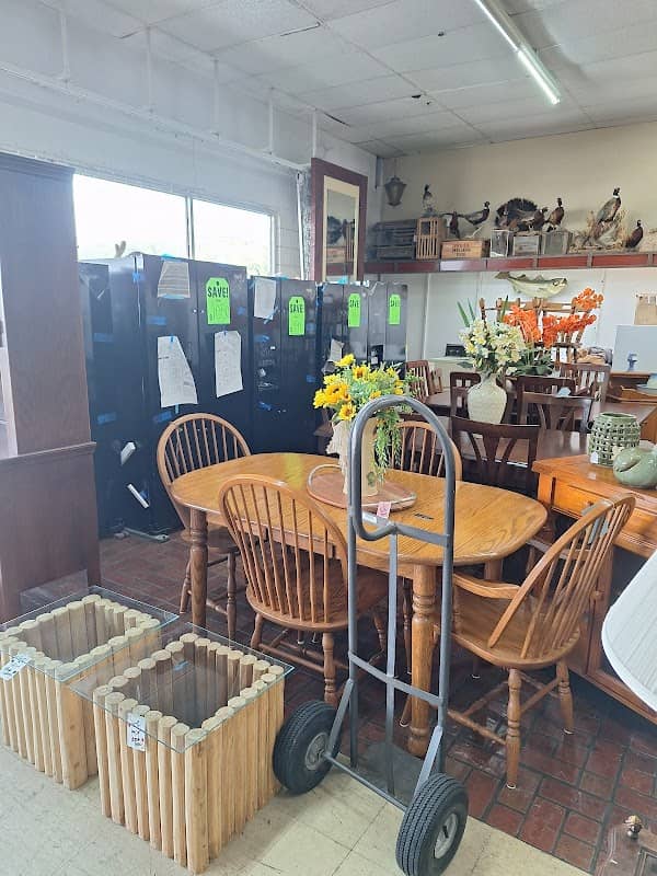 Gotta Stop Flea Market - Image 1