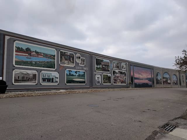 Portsmouth Floodwall Mural - Image 2