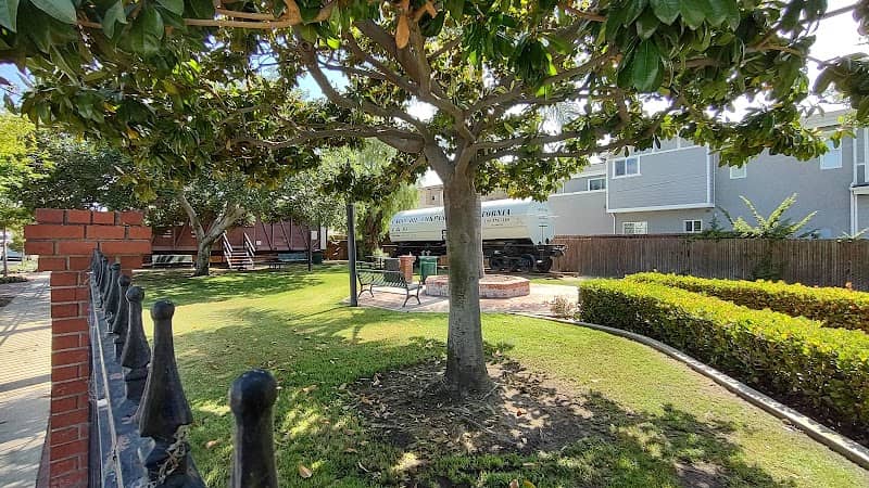 Annex Park - Image 1