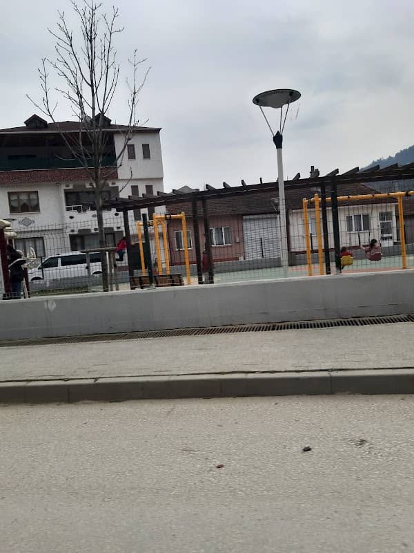 Çocuk Parkı - Image 1