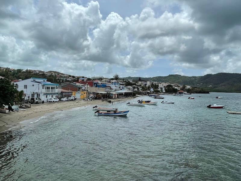 Point de Vue sur le port de Sainte Luce - Image 1