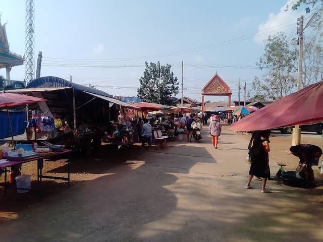 ตลาดนัดวัดโคกสำราญ - Image 1