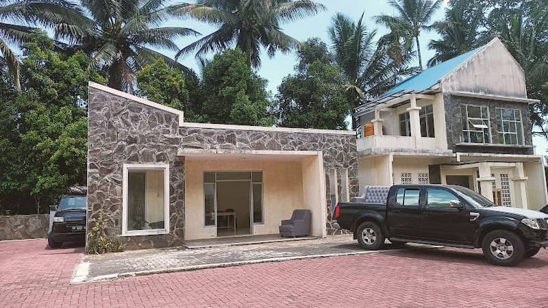 Tomohon Visitor Centre - Image 1