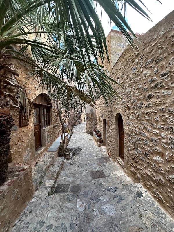 Chryssafitissa Square - Image 2