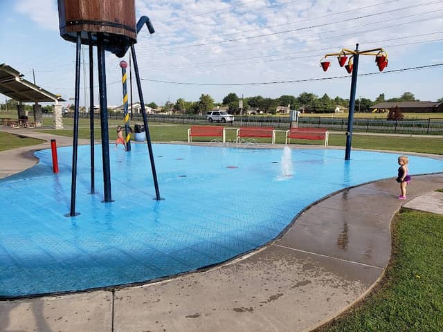 Splash Park - Image 1