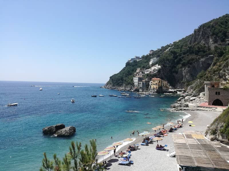 Vine Beach - Image 1