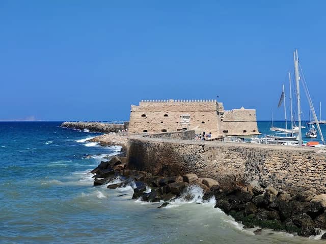 Venetian Fortress Rocca a Mare - Image 3