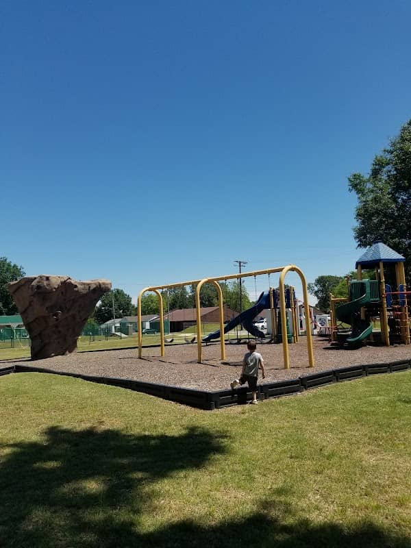 Julian James Memorial Park - Image 2