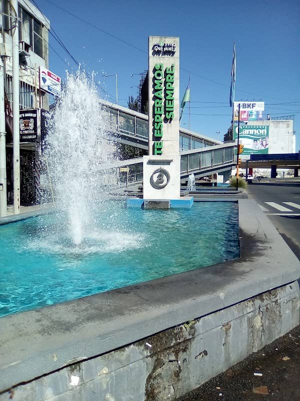 Tótem de Bienvenida "Ciudad de Avellaneda" - Image 1
