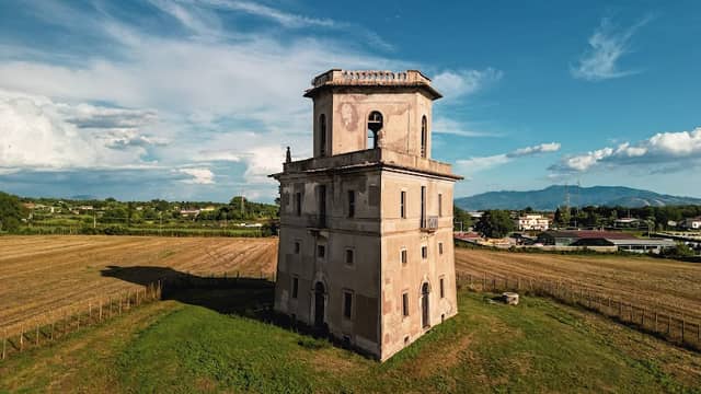 Triangolo Barberini - Image 1