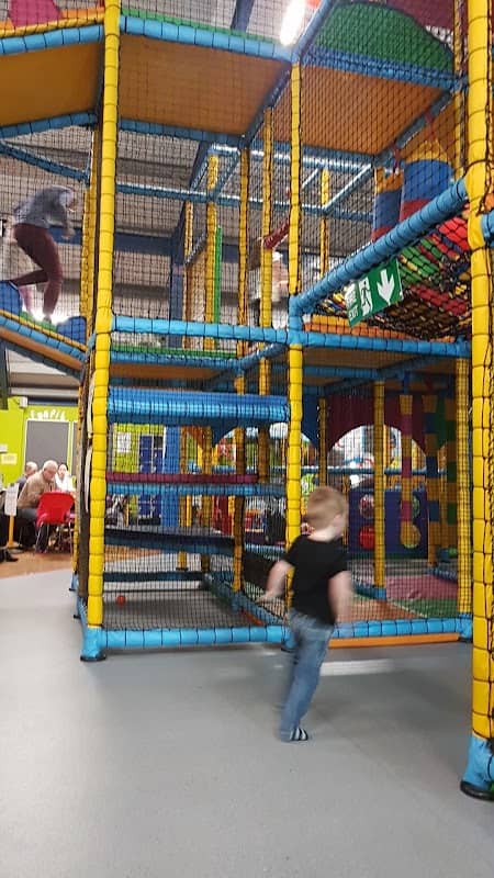 Mid-Suffolk Play World - Image 1