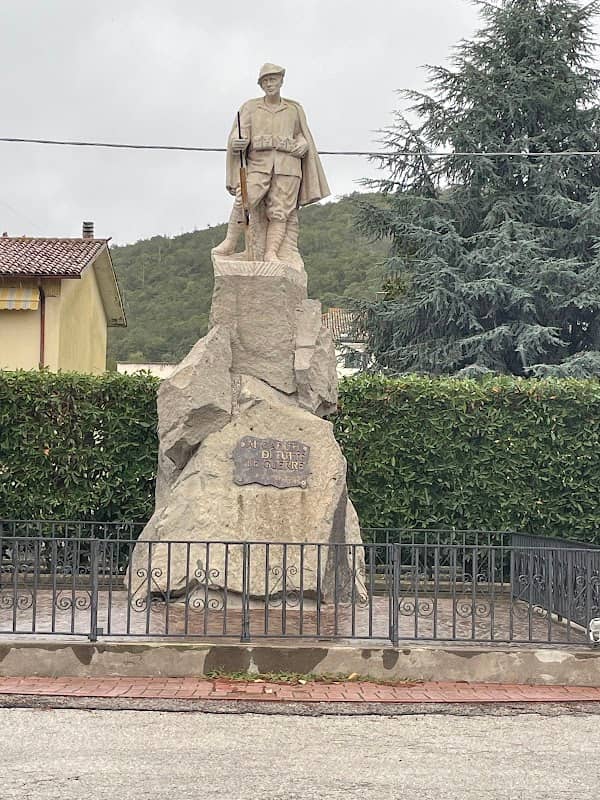 Piazza dell ampio - Image 1