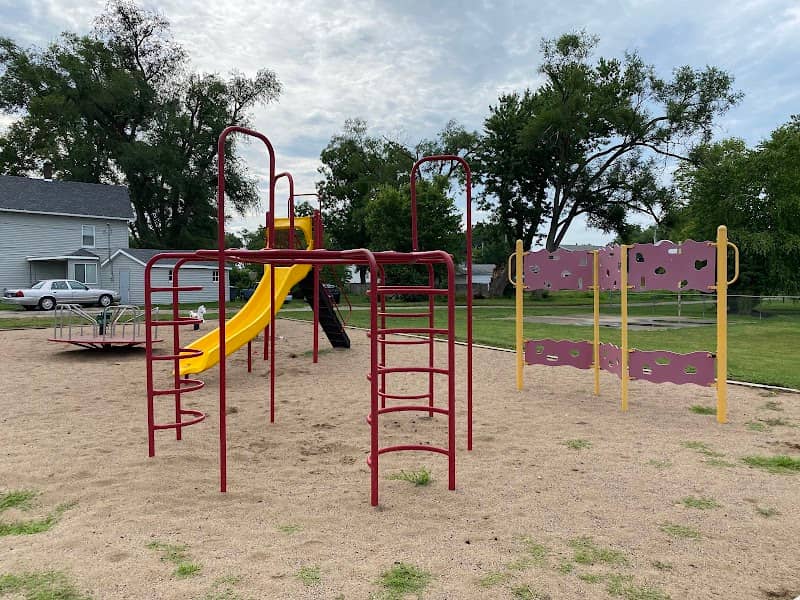 Nell Daniels Park - Image 1