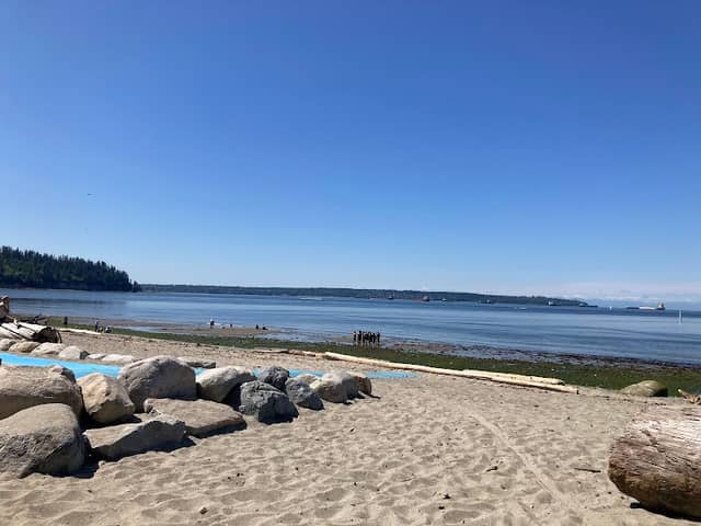 Ambleside Park | West Vancouver - Image 2