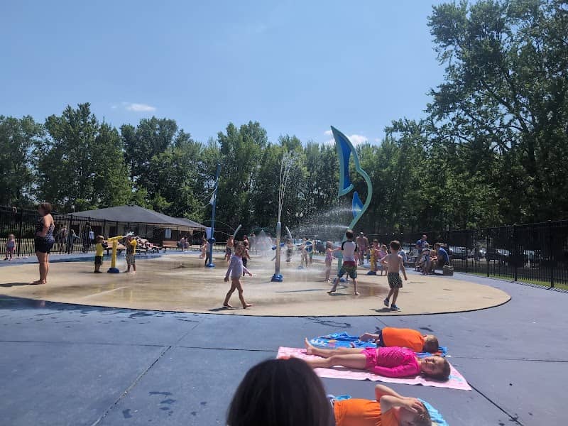South Central Park Splash Pad - Image 1
